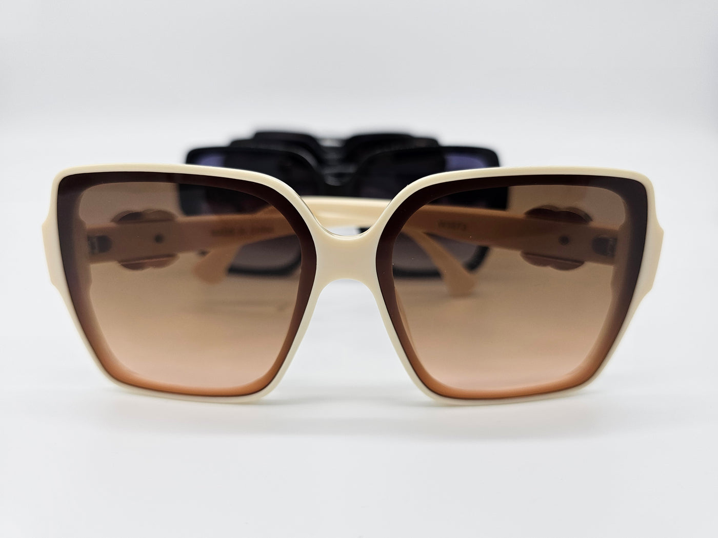 Stylish Oversized Sunglasses