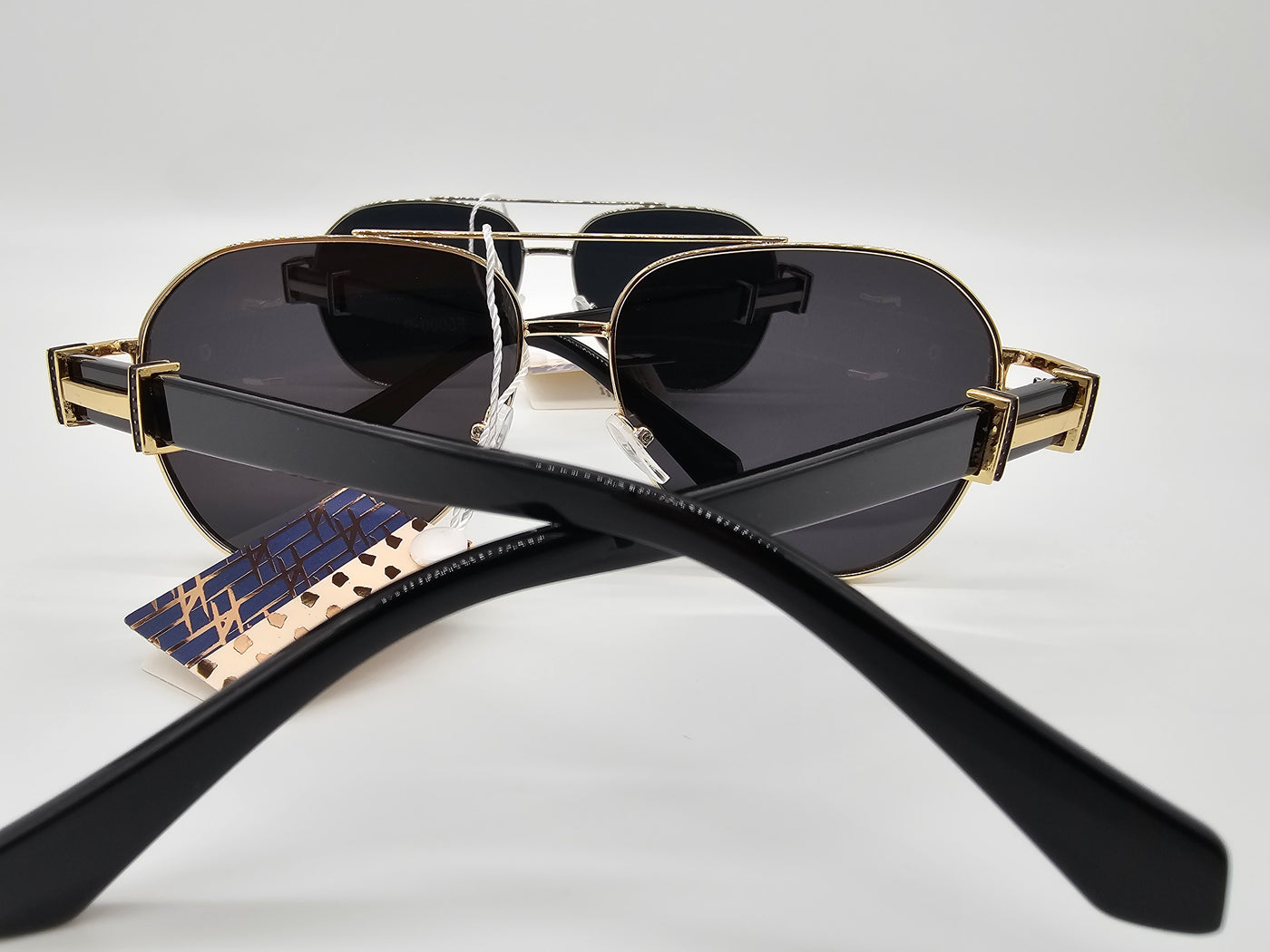 Stylish Sunglasses Gold Framed