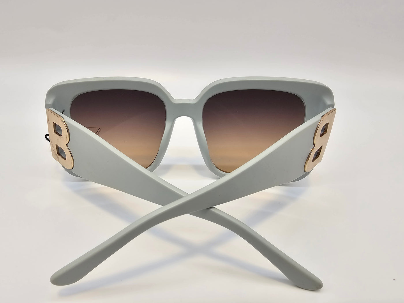 Trendy Oversized Sunglasses