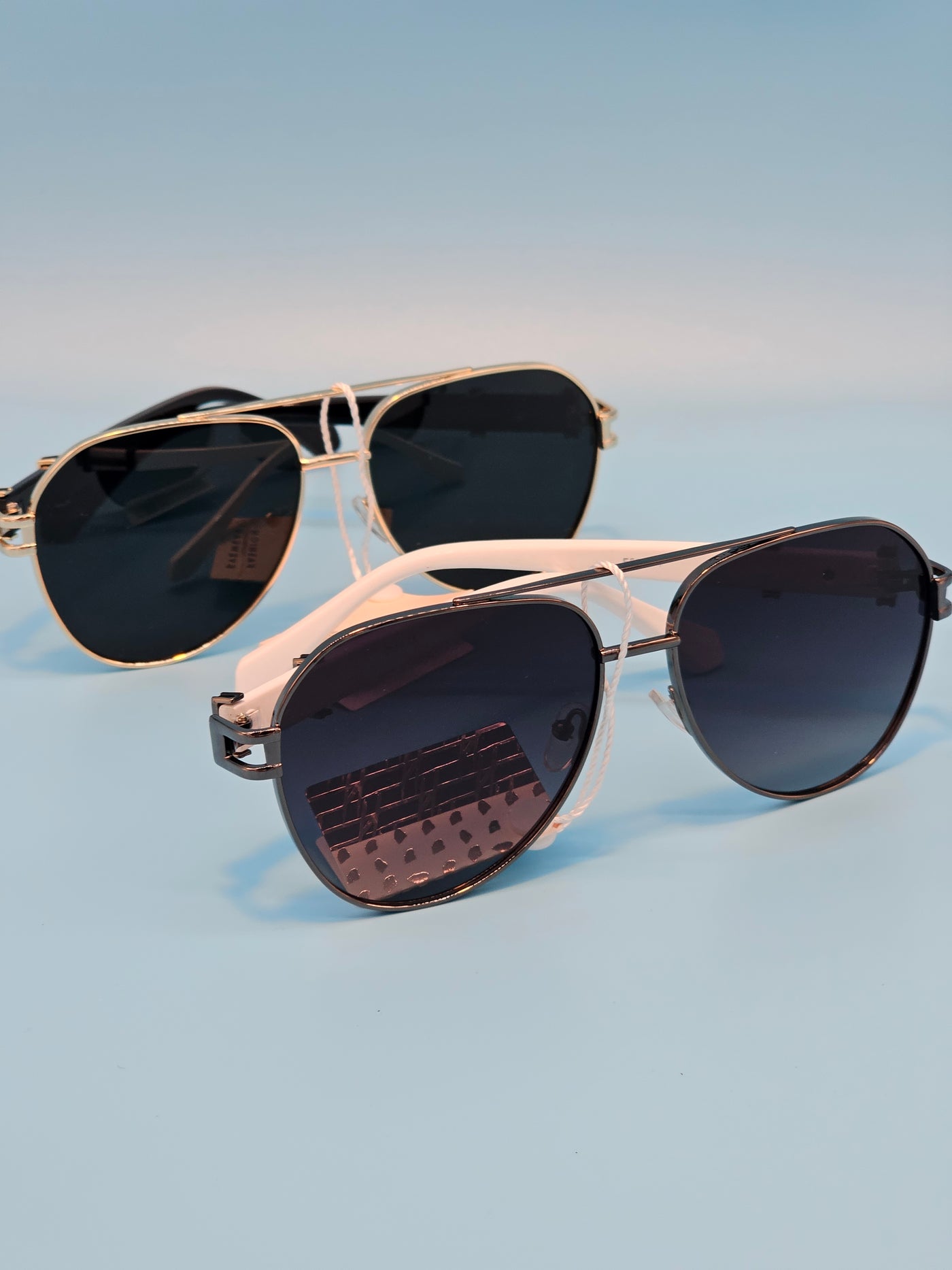 Classic Metal Frame Sunglasses