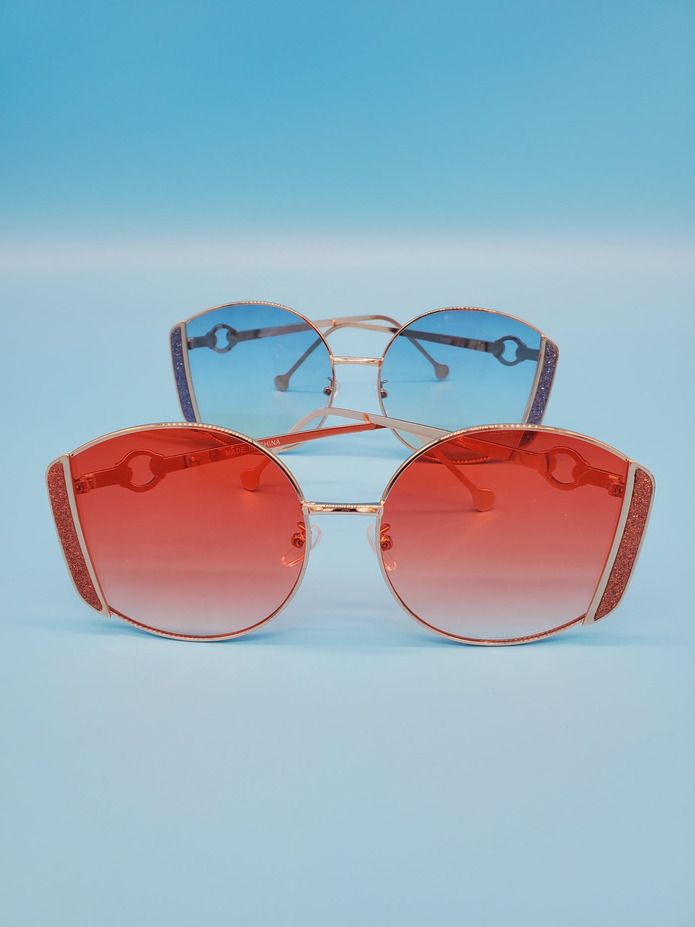 Unique Frame Stylish Sunglasses